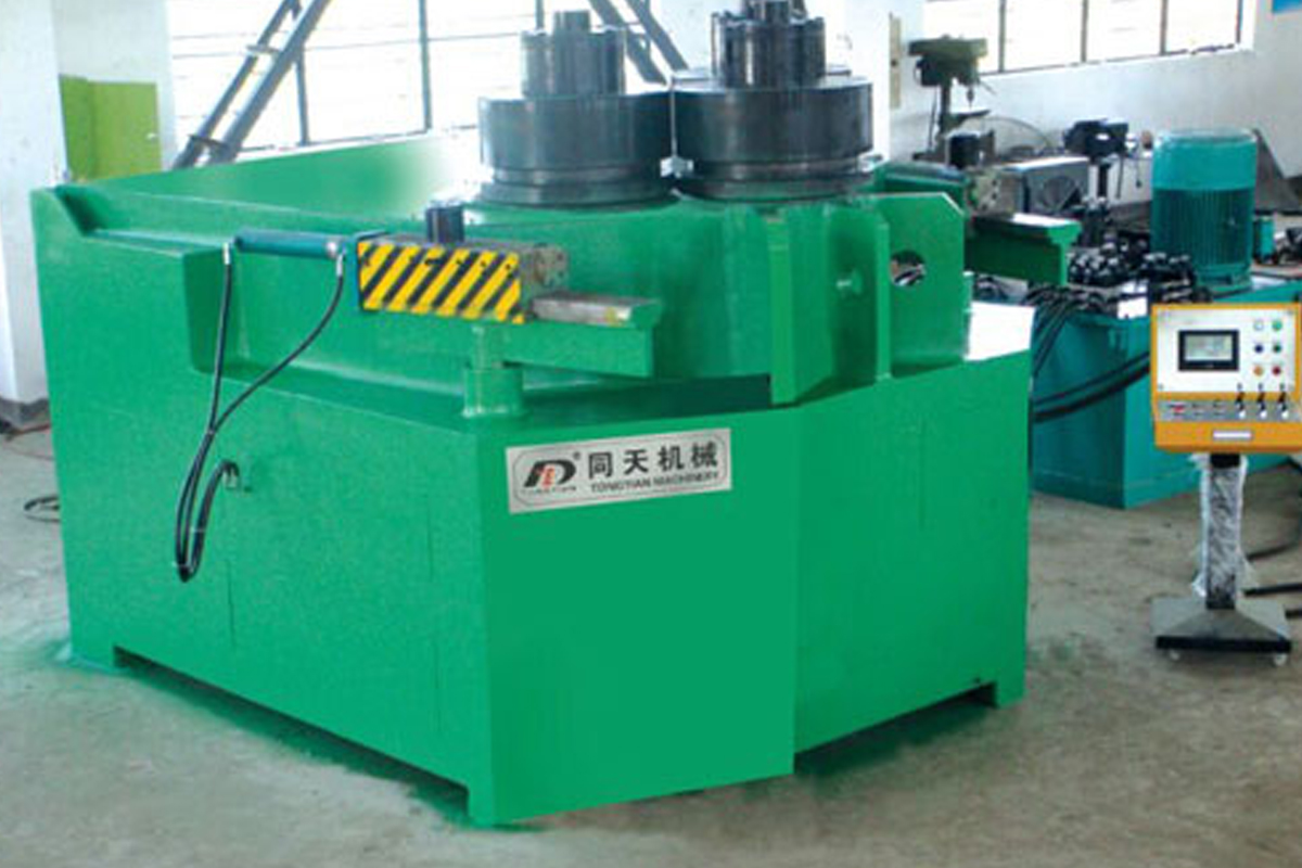 TT24S-系列半液壓式彎曲機(jī)